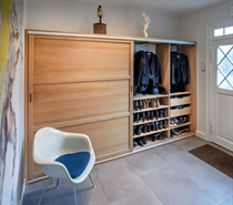 Mogensen Contoura Solid Oak skyvedører til på mål for garderobe med 4 dører - Total bredde 388 til 495 cm.